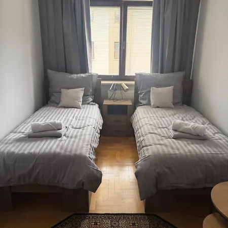 Dworski Apartment *